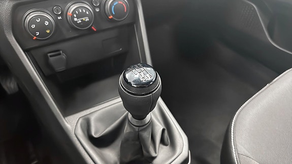 Dacia Sandero 17 of 20