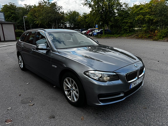 BMW 520d 2 of 14