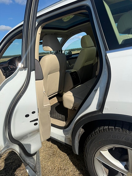 Volkswagen Touareg 5 of 10
