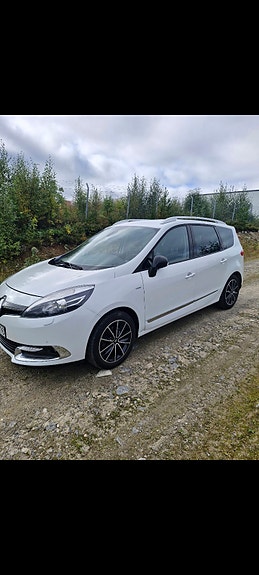 Renault Grand Scenic III 2 of 8