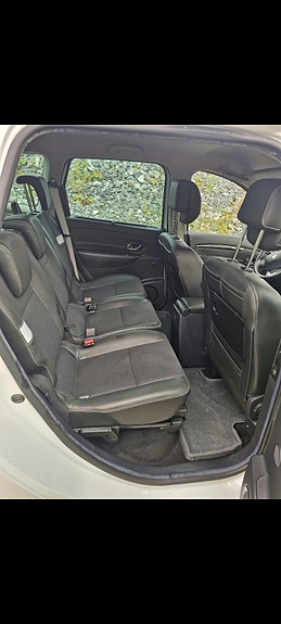 Renault Grand Scenic III 6 of 8