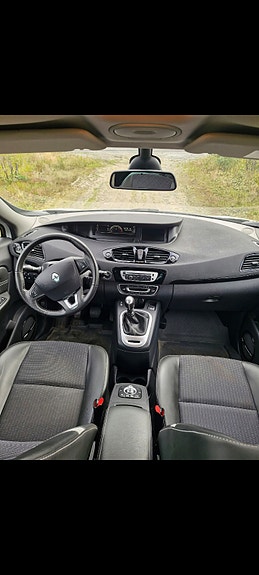 Renault Grand Scenic III 4 of 8