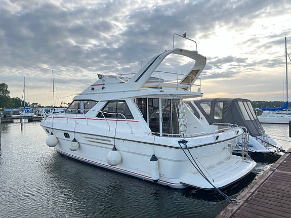 Princess 388 FLY -89 | 2 x Volvo Penta TAMD61A | Axlar 2 of 3