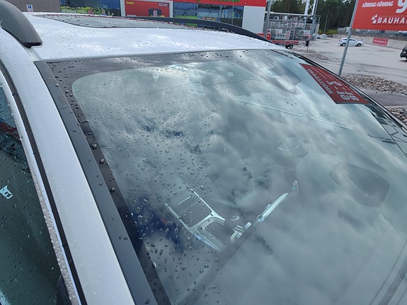 Volvo V70 9 of 11