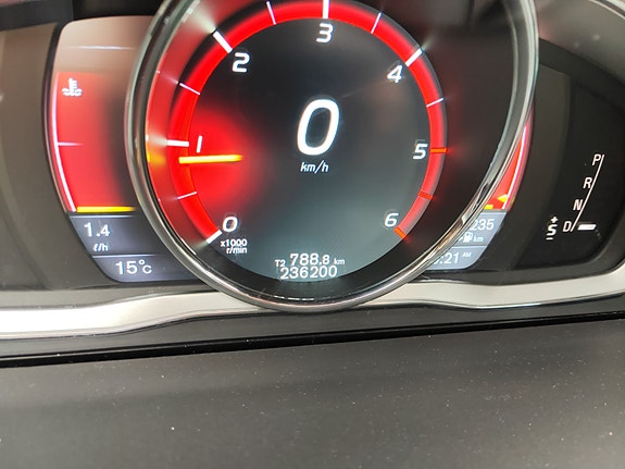 Volvo V70 11 of 11