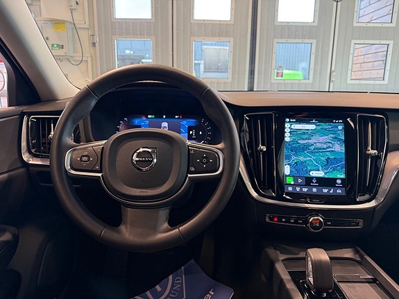 Volvo V60 7 of 29