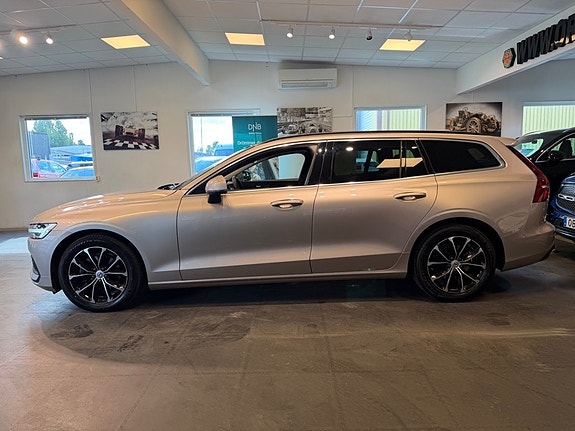 Volvo V60 25 of 29