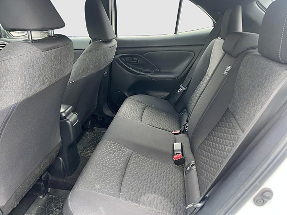 Toyota Yaris Cross 13 of 16