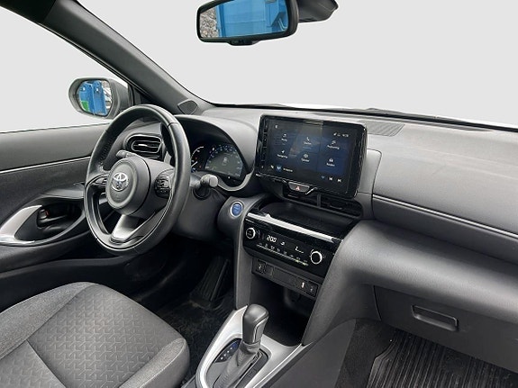 Toyota Yaris Cross 10 of 16