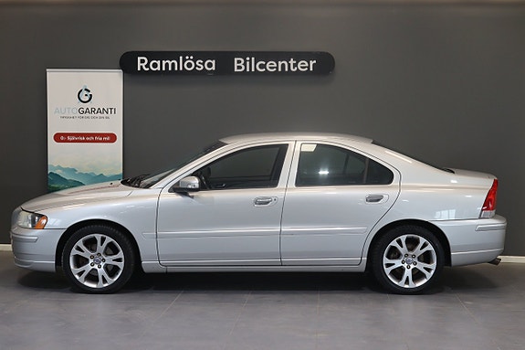 Volvo S60 3 of 21