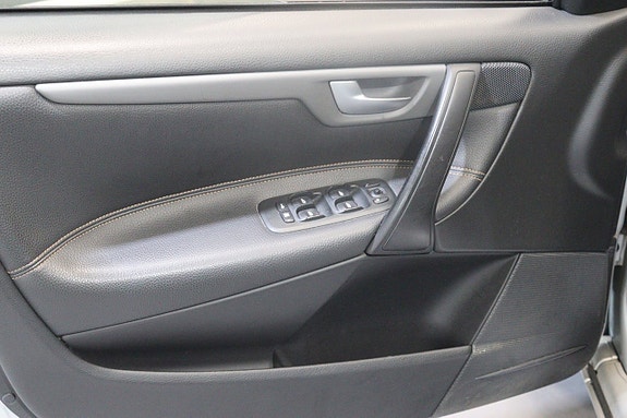 Volvo S60 19 of 21
