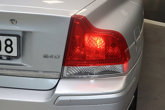 Volvo S60 11 of 21