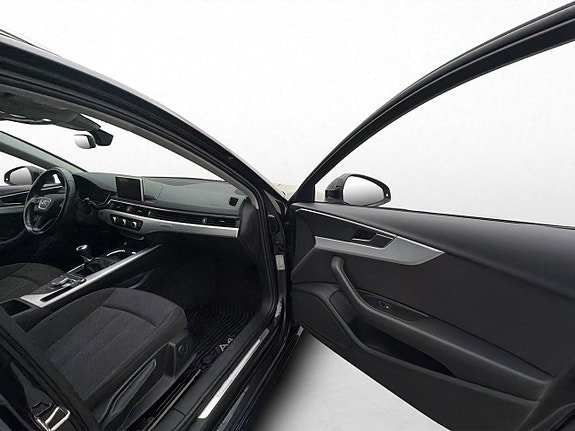 Audi A4 16 of 27