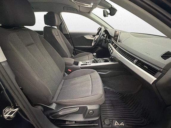 Audi A4 15 of 27