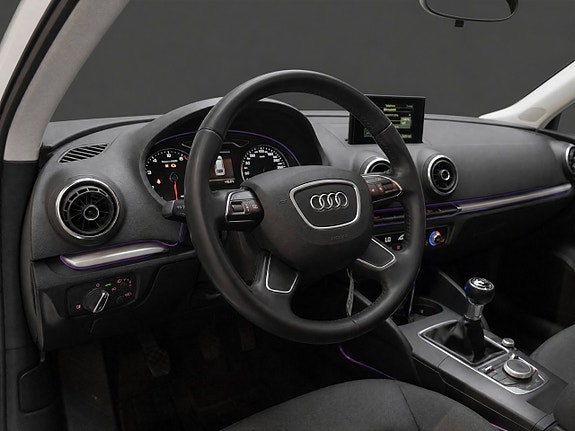 Audi A3 8 of 17