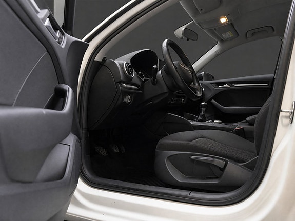 Audi A3 7 of 17