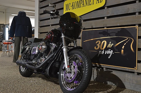 Harley-Davidson FXDL 103" Low Rider 2 of 6