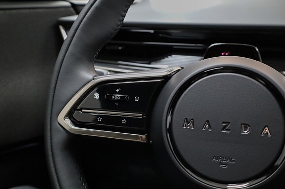 Mazda CX-6e 28 of 30