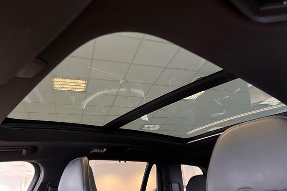 Volvo XC90 24 of 30