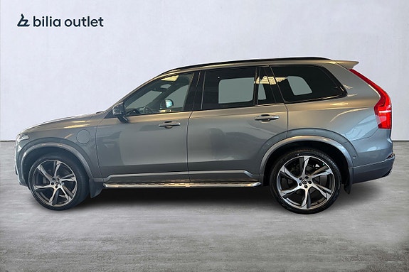 Volvo XC90 3 of 30