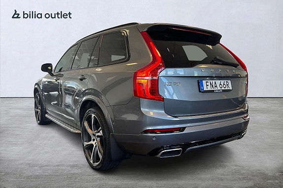 Volvo XC90 4 of 30