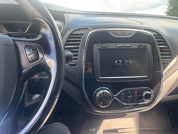 Renault Captur 4 of 5