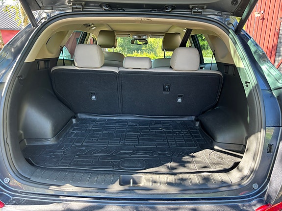 Hyundai Tucson 10 of 12