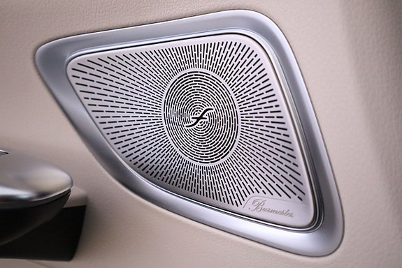 Mercedes-Benz C200 13 of 21