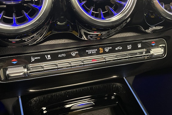 Mercedes-Benz GLB220 d 22 of 24