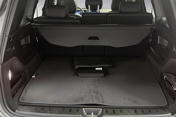 Mercedes-Benz GLB220 d 14 of 24