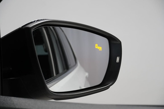 Volkswagen T-Cross 16 of 16