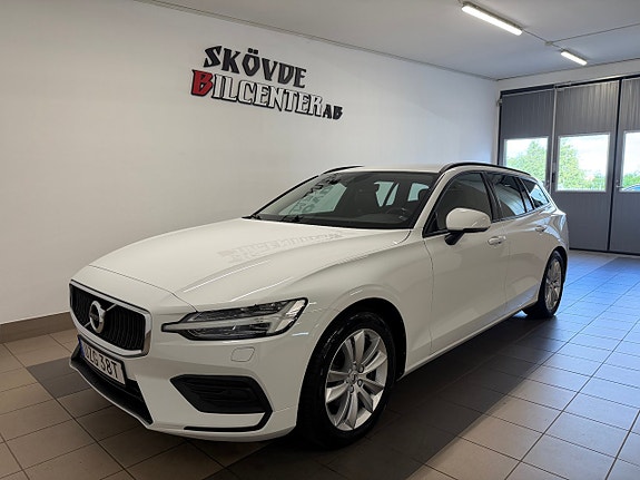 Volvo V60 2 of 13