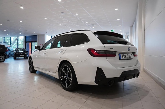 BMW 330e 4 of 12