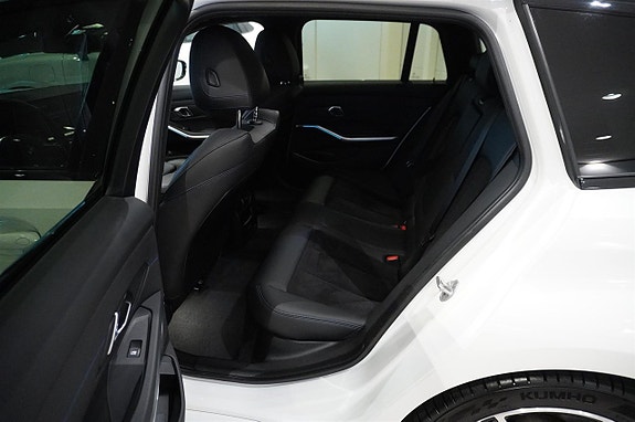 BMW 330e 6 of 12