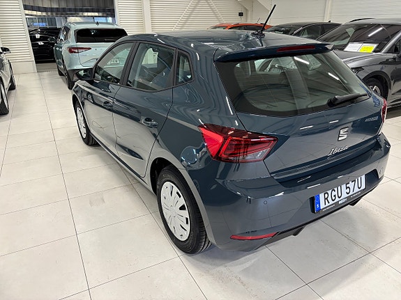 Seat Ibiza 3 of 18