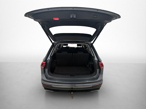 Volkswagen Tiguan Allspace 9 of 30