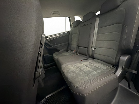Volkswagen Tiguan Allspace 17 of 30