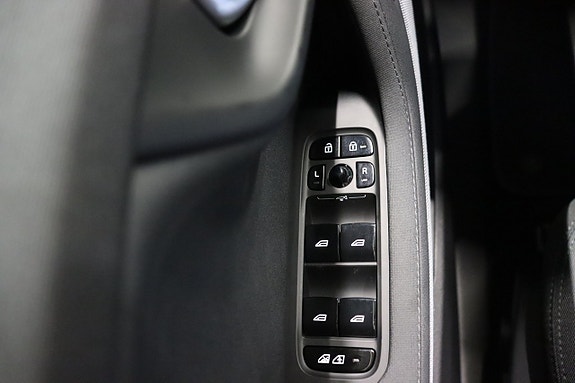 Polestar 2 18 of 30