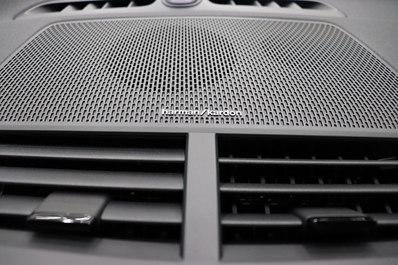 Polestar 2 28 of 30