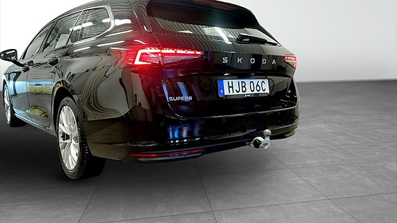 Skoda Superb 13 of 25