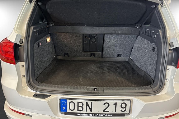 Volkswagen Tiguan 14 of 14