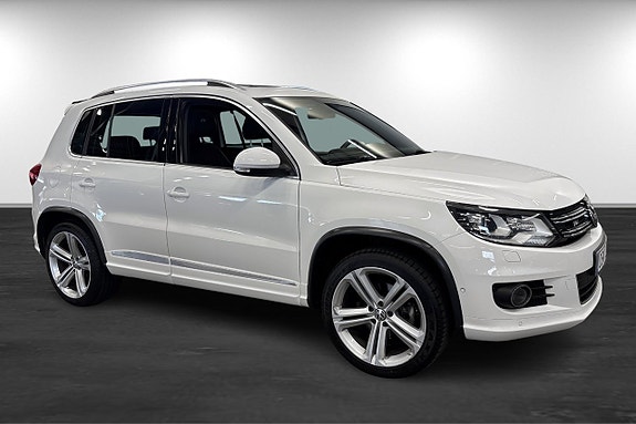 Volkswagen Tiguan 3 of 14