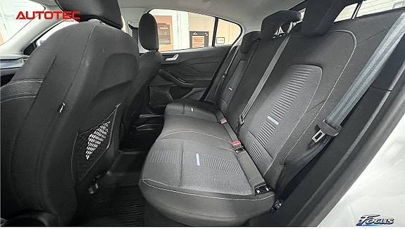 Ford Focus 21 of 23