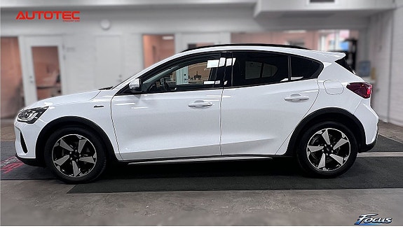 Ford Focus 11 of 23
