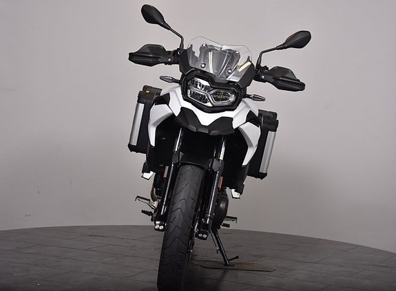 BMW F800GS | LÅG | VARIO VÄSKOR | NYSERVAD 2 of 18