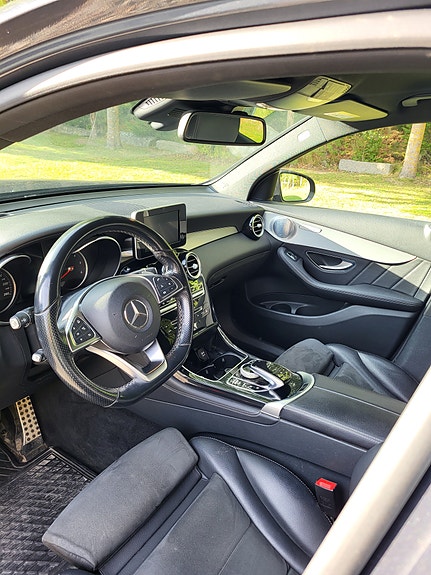 Mercedes-Benz GLC220 d 4 of 7