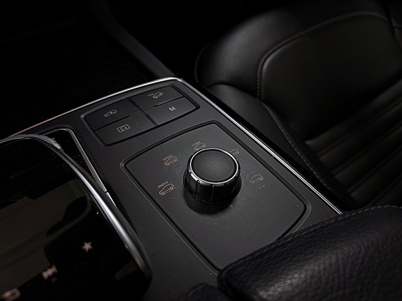 Mercedes-Benz GLS350 d 17 of 30