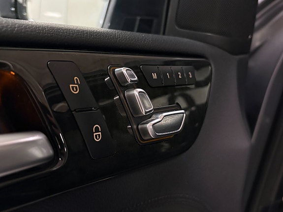 Mercedes-Benz GLS350 d 6 of 30
