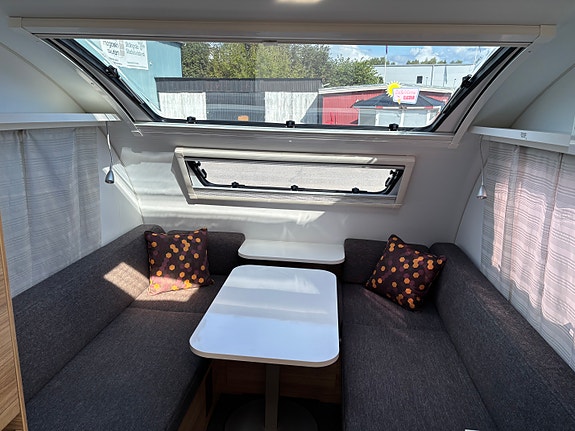 Adria Action 391 LH 4 of 10