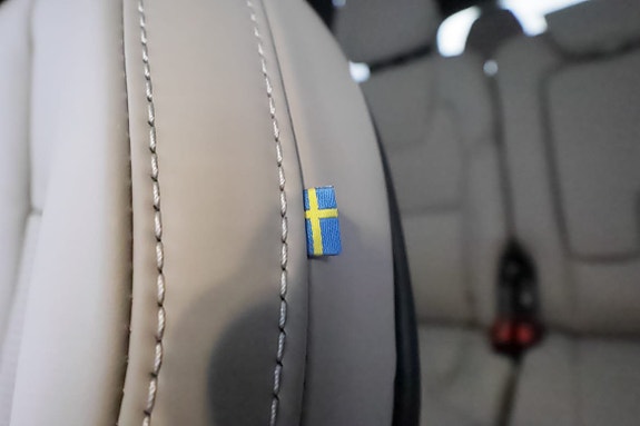 Volvo XC90 18 of 27